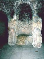 Thron aus Sandstein in der Eremitage
