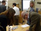 Gespräche und Arbeitsgruppenbildung während der Auftaktveranstaltung des Projektes Projekt SEVIP&V (Sektorübergreifende Versorgung in Pflege und Vorsorge) im Halberstädter Rathaus.