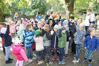 Wanderpokal vom Tiergarten-Spendenlauf für Waldblick-Kinder