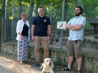 Lions Club übergibt Infotafeln für Kinder an den Tiergarten