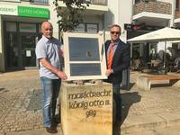 Gedenkstein auf dem Holzmarkt wiederhergerichtet