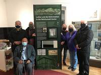 Übergabe einer besonderen Ausstellungstafel an das Zinnfiguren-Museum Goslar