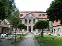 Städtisches Museum am Domplatz 36 in Halberstadt, einstige Kurie des Domdechanten und Förderers von Kunst und Kultur Freiherr von Spiegel zum Diesenberg, erbaut 1782, um 2005