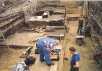 Archäologische Untersuchungen des Städtischen Museums Halberstadt auf dem Domplatz in den 90er Jahren des 20. Jahrhunderts