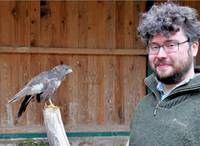 David Neubert, Chef des Tiergartens Halberstadt, freut sich über die Erweiterung des Greifvogelhospitals.