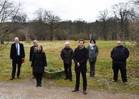 Patenschaften für „Allee der Jahresbäume“ im Schlosspark Langenstein gesucht
