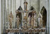 Leid, Tod und Sieg an der Triumphkreuzgruppe des Domes