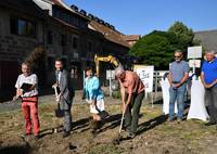Ein neuer Hof für das Burchardikloster