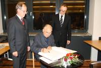 Verdienstmedaille für Ortsbürgermeister Hubertus Baer