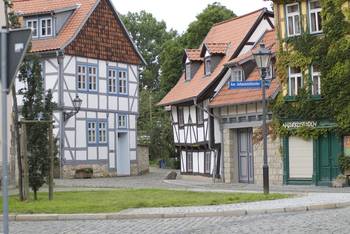 Grauer Hof M. Kasuptke.jpg Grauer Hof M. Kasuptke.jpg