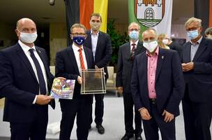 [(c): Stadt Wolfsburg, Landmann]