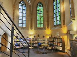 [(c): Stadtbibliothek Heinrich Heine]