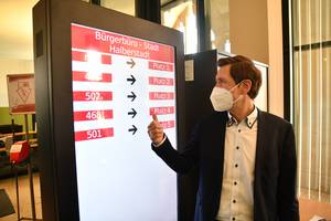 Frisch renoviertes Bürgerbüro im Rathaus Halberstadt eröffnet Frisch renoviertes Bürgerbüro im Rathaus Halberstadt eröffnet