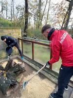 Gemeinsam für den Tiergarten der Kreisstadt – Arbeitseinsatz der Fußballer des VfB Germania Halberstadt