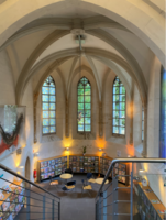 Buchstaben-Agenten treffen sich in der Stadtbibliothek