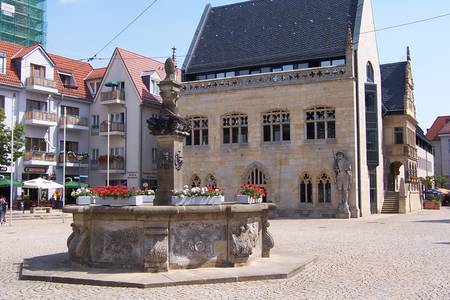 100_4059_holzmarkt.JPG