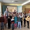 Kinder und Erzieherinnen und Erzieher des Horts „Anne Frank“ starten kreatives Musikprojekt