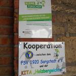 Schilder Kita Holzbergwichtel © KITA Holzbergwichtel