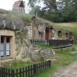Höhlenwohnungen in Langenstein © Siegfried Schwalbe