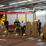 Neue Helme und Einsatztablets für die Feuerwehr ©Holger Wegener