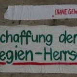 Original-Banner der Demonstrationszüge durch Halberstadt, Herbst 1989 ©Städtisches Museum