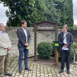 Große Freude über den Sonderstempel der Harzer Wandernadel in Aspenstedt ©Stadt Halberstadt