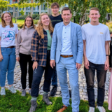 Die Influencer wurden von Oberbürgermeister Daniel Szarata, Nancy Wesemeier und Hanna Dwenger in Halberstadt herzlich begrüßt ©Tourist Information Halberstadt