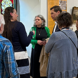 Museumsdirektorin Dr. Antje J. Gornig führt den Halberstädter Oberbürgermeister Daniel Szarata und weitere Gäste durch die eröffnete Jubiläumsausstellung. ©Städtisches Museum Museumsdirektorin Dr. Antje J. Gornig führt den Halberstädter Oberbürgermeister Daniel Szarata und weitere Gäste durch die eröffnete Jubiläumsausstellung. ©Städtisches Museum