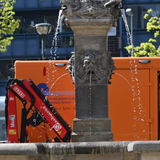 Brunnen werden in Betrieb gesetzt &copy;Holger Wegener