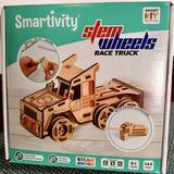 Smartivity Race Truck - Holzbausatz für Race Truck &copy;Stadtbibliothek 