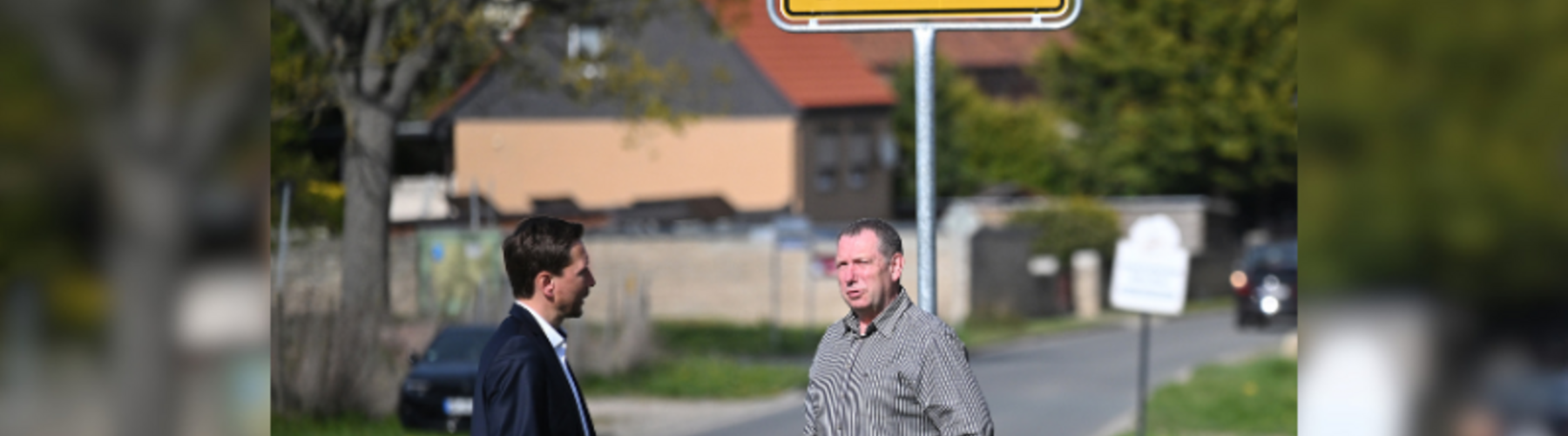 PM   Neue Ortsschilder für Sargstedt am Huy