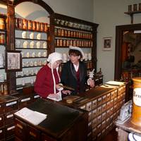 Kräuterkrimigenuss in der Museumsapotheke