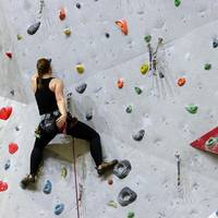 Kletterwand im Sportland des FSZ