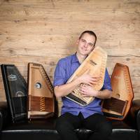 Einzigartig in Deutschland ! Alexandre Zindel – AutoharpSinger (VolkszitherSänger)