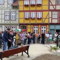 OB Henke übergibt sechs Bürgergärten in der Altstadt  eine Gartenparzelle sucht noch einen Pächter