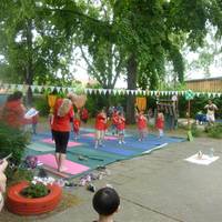 Yoga Sommerfest in der KIta Sonnenschein