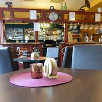 Gourmet’s Cafe-Pub
