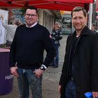 Informationsstand zur Neugestaltung des Breiten Wegs