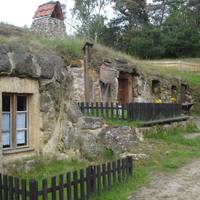 Höhlenwohnungen in Langenstein