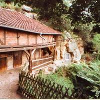 Hoehlenwohnung