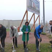 Erster Spatenstich für das Neubauvorhaben „Lindenhof-Terrassen“ in der Kühlinger Straße im Stadtzentrum der Kreisstadt Halberstadt: