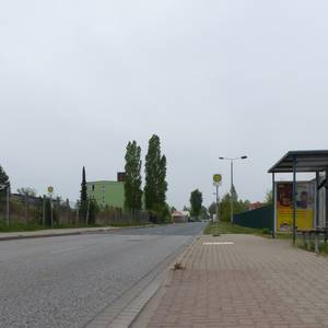 Ein Blick in die Rudolf-Diesel-Straße, die mit einem beidseitigen Geh-Radweg ausgestattet werden soll. © Stadt Halberstadt