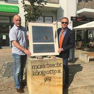 Gedenkstein auf dem Holzmarkt wiederhergerichtet © Stadt Halberstadt/Pressestelle
