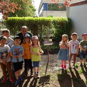 2021 05 21 insektenwiese kita zwergenland © Stadtmarketing/Pressestelle