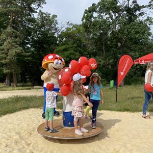 „Winni“ rundet Spielplatzangebot auf der Jahnwiese ab © Stadtmarketing/Öffentlichkeitsarbeit