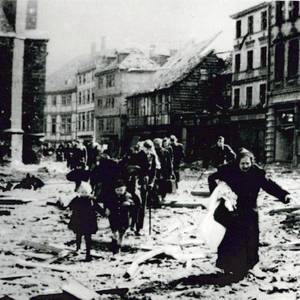 02 Kinder auf Flucht Martiniplan 08 04 1945