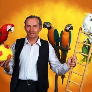 Foto: Endlich wieder mit dabei, die lustige Halberstädter Papageienshow in ihrer fröhlichen Ausstrahlung Foto: Endlich wieder mit dabei, die lustige Halberstädter Papageienshow in ihrer fröhlichen Ausstrahlung