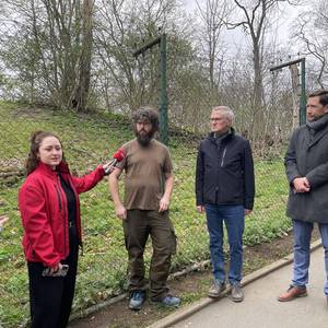 Großes Medieninteresse bei der Eröffnung des Erweiterungsbau des Greifvogelhospitals ©Stadt Halberstadt/JS