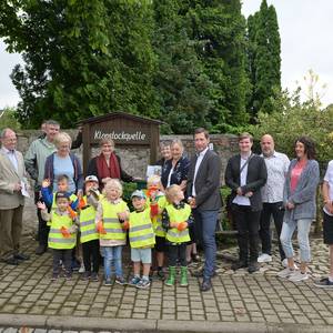 Große Freude über den Sonderstempel der Harzer Wandernadel in Aspenstedt ©Stadt Halberstadt