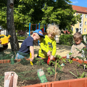Kleine Gärtner in der Kita Regenbogen ©Kita Regenbogen, Stadt Halberstadt